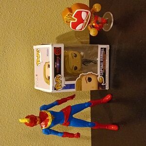 Bundle of 3 : Marvel Avengers Captain Marvel 2 Funko Pieces 1 Action Figure